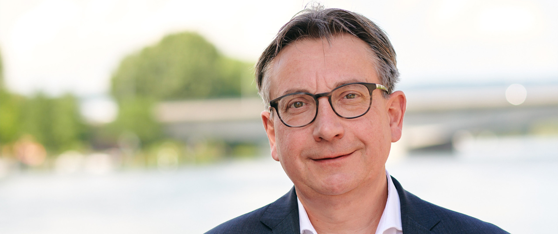 Dr. Martin Felsinger